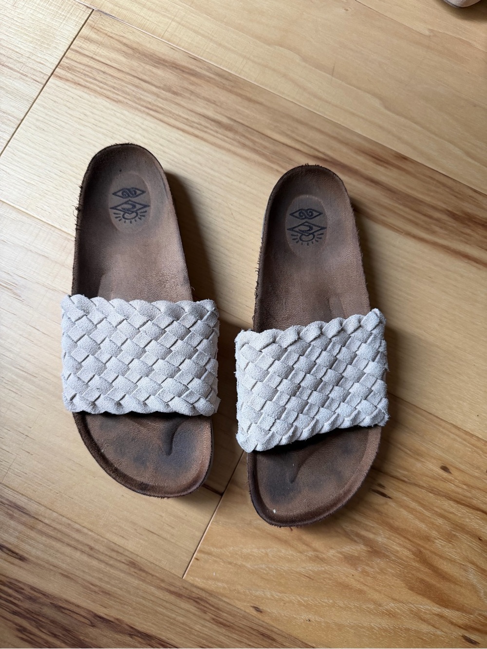 Rip Curl Suede Leather Woven Slide Sandals in Light Beige size 8